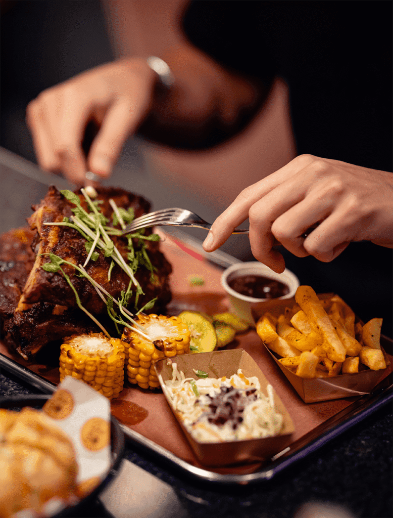 Claus Bowling - spare ribs menu